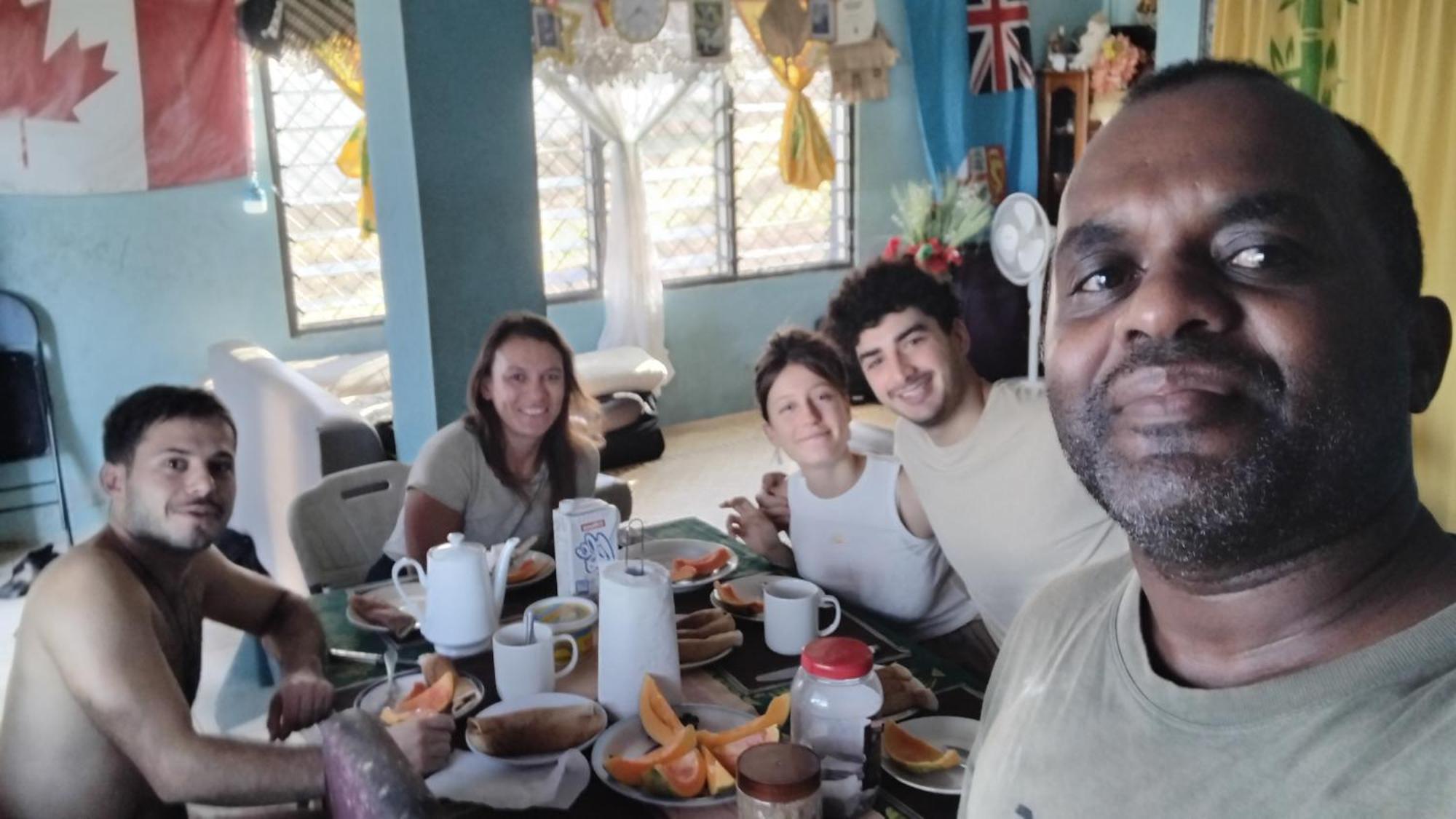 Save'S Homestay Nadi Ngoại thất bức ảnh